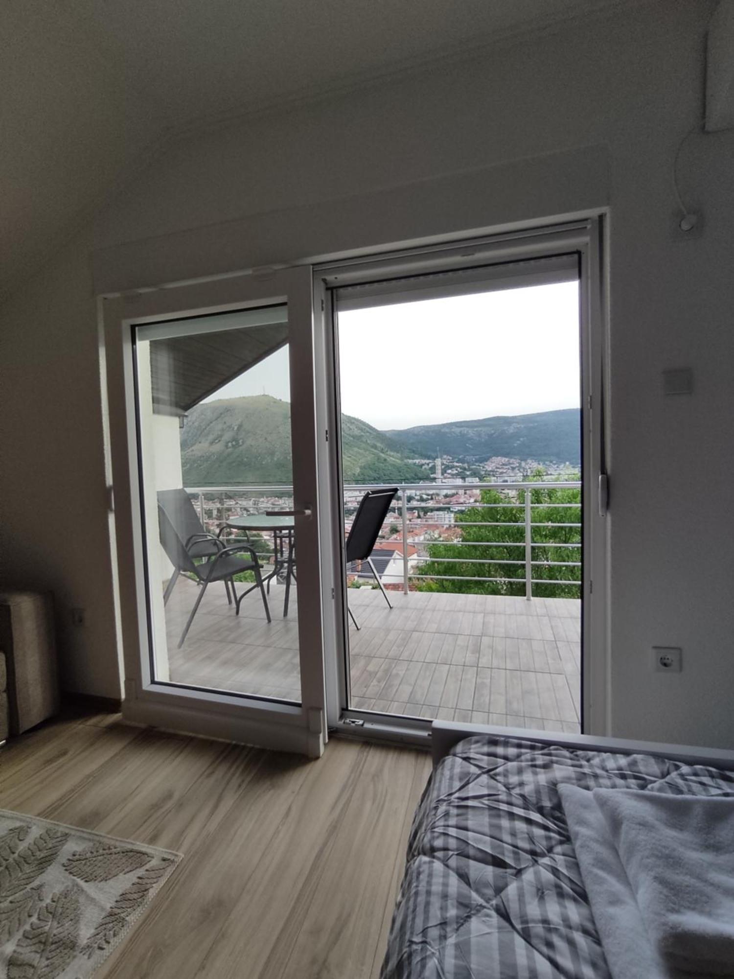 View Of The City - Studio Apartment Мостар Екстер'єр фото